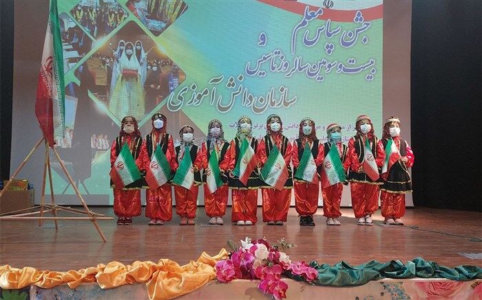 برگزاری مراسم سالروز تاسیس سازمان دانش‌آموزی استان زنجان / فیلم