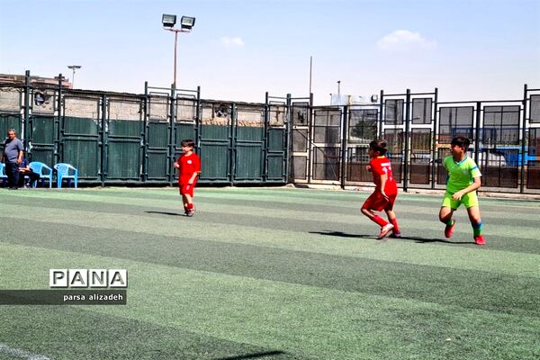 برگزاری مسابقات ۶ جانبه فوتبال به‌مناسبت آزادی خرمشهر در تهران