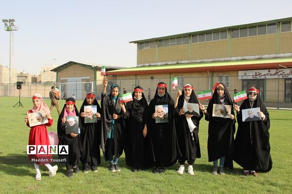 اجتماع باشکوه دهه نودی‌ها درشهرستان اسلامشهر