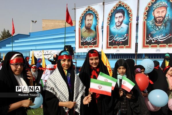 اجتماع باشکوه دهه نودی‌ها درشهرستان اسلامشهر