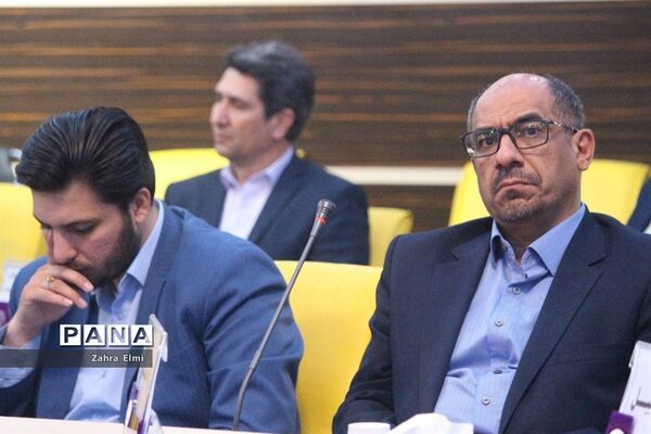 اولین روز گردهمایی روسای ادارات اطلاع‌رسانی و روابط عمومی آموزش و پرورش استان‌های سراسر کشور در تبریز