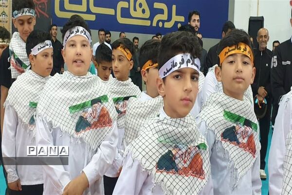 اجرای سرود سلام فرمانده در محمود‌آباد