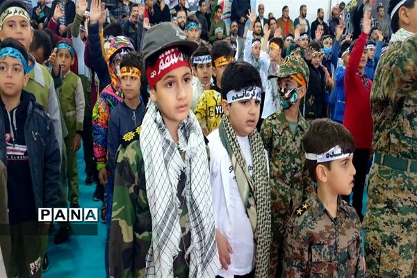 اجرای سرود سلام فرمانده در محمود‌آباد