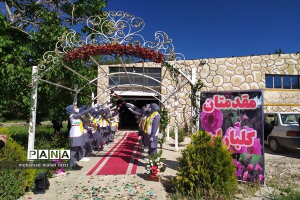 حضور پرشور پیشتازان  و خبرنگاران پانا در مراسم تجلیل از مربیان سرآمد در شهرستان دالاهو