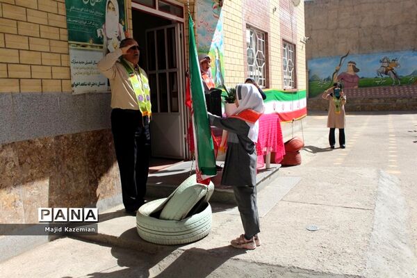 برگزاری مانور تشکیلاتی پیشتازان در همدان