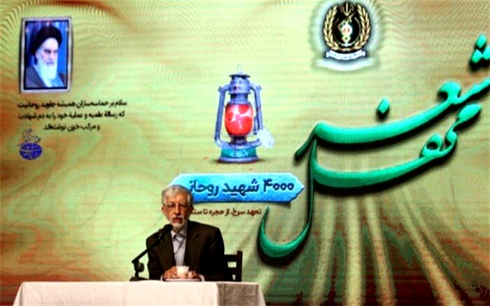 حربه دشمن ضربه به روحانیت است