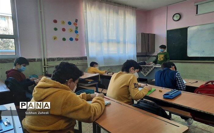عدم برگزاری امتحانات در روزهای تعطیلی آلودگی هوا