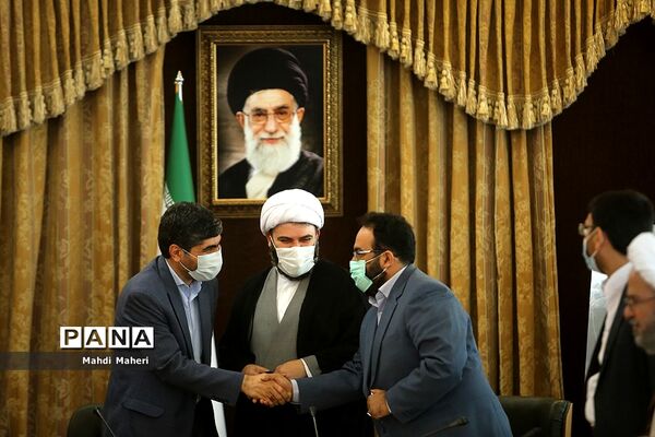 همایش «جریان حلقه‌های میانی؛ پیشران حکمرانی مردم»