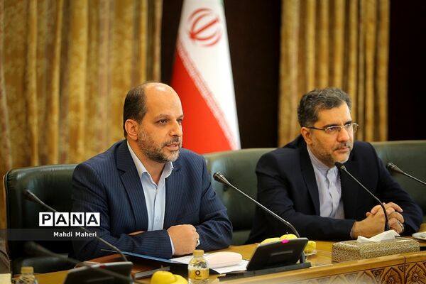 همایش «جریان حلقه‌های میانی؛ پیشران حکمرانی مردم»