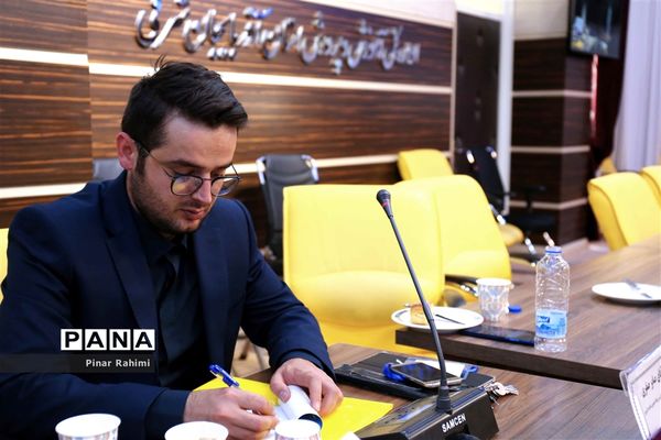 گردهمایی کارشناسان روابط عمومی نواحی و مناطق آموزش و پرورش استان آذربایجان شرقی