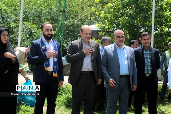 گرامیداشت سالروز تاسیس سازمان دانش‌آموزی و برگزاری  مانور تشکیلاتی مربیان پیشتاز در گلستان