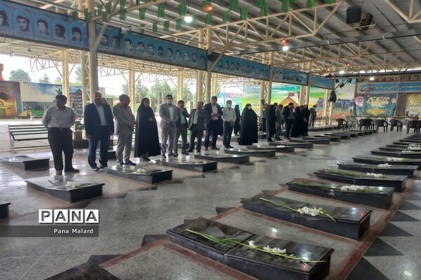 آیین میثاق کارکنان اداری آموزش و پرورش با شهدای ملارد