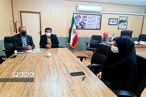 تقدیر از رابط خبرگزاری پانا و مدیر دارالقرآن امام علی (ع)