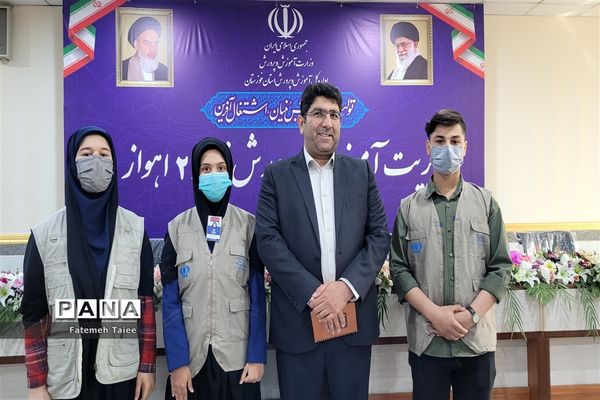 آیین تقدیر از خبرنگاران پانا و سفیران سلامت در ناحیه ۲ اهواز