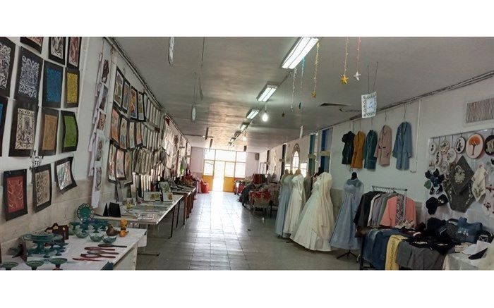 برپایی نمایشگاه آثار دانش‌آموزان هنرستان اندیشه کهک