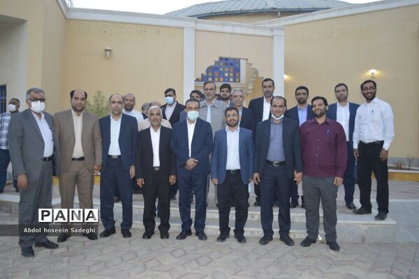آیین تکریم و معارفه مدیر آموزش و پرورش شهرستان بوشهر