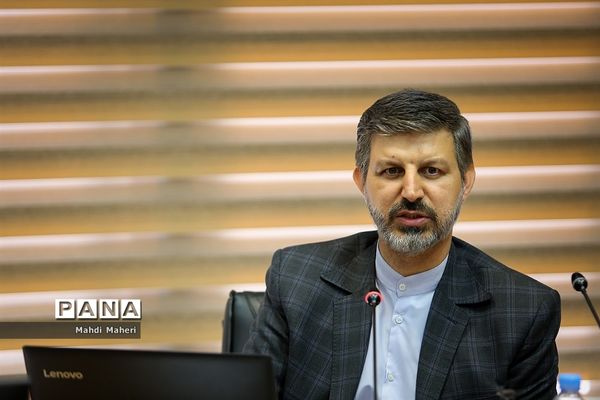 نخستین جلسه شورای سیاستگذاری اجرایی سند نظام جامع راهنمایی و مشاوره و کمیته ملی پیشگیری از آسیب‌های اجتماعی دانش‌آموزان