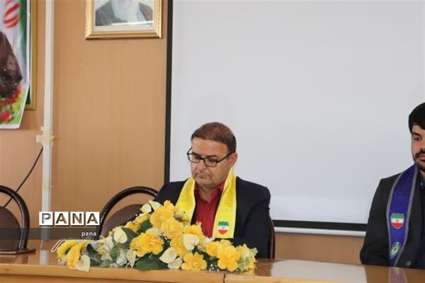 حضور رئیس سازمان دانش‌آموزی فارس در جمع مربیان و دانش‌آموزان پیشتاز شهرستان بوانات