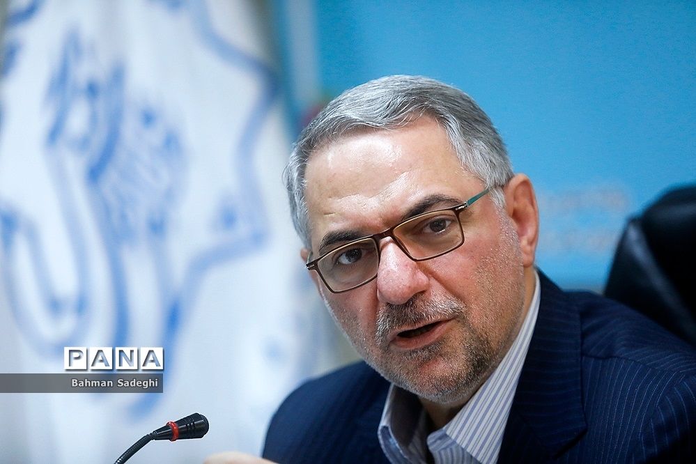 رتبه‌بندی براساس شایستگی‌های تخصصی و حرفه‌ای معلمان مورد توجه قرار گیرد