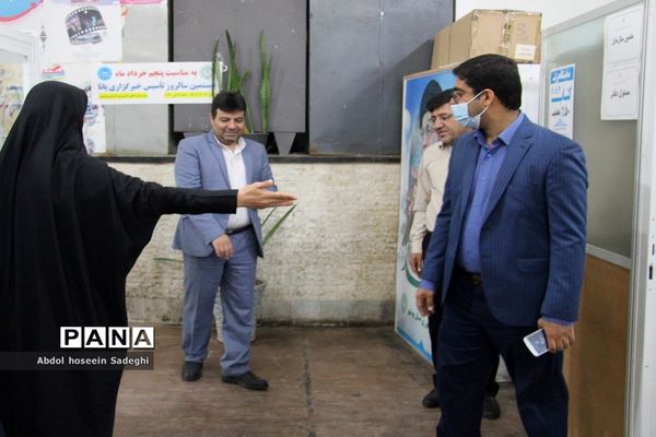 نشست معاون پرورشی و فرهنگی آموزش و پرورش استان بوشهر با کارکنان سازمان دانش‌آموزی