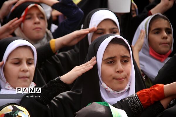 اجتماع چند هزار نفری سرود سلام فرمانده شهرستان بهبهان