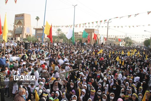 اجتماع چند هزار نفری سرود سلام فرمانده شهرستان بهبهان