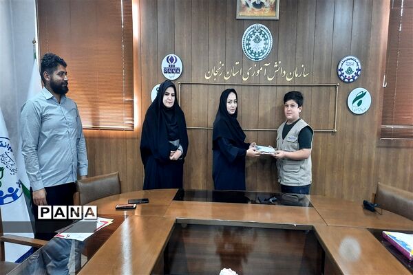 تقدیر از خبرنگار دانش‌آموزان فعال پانا زنجان