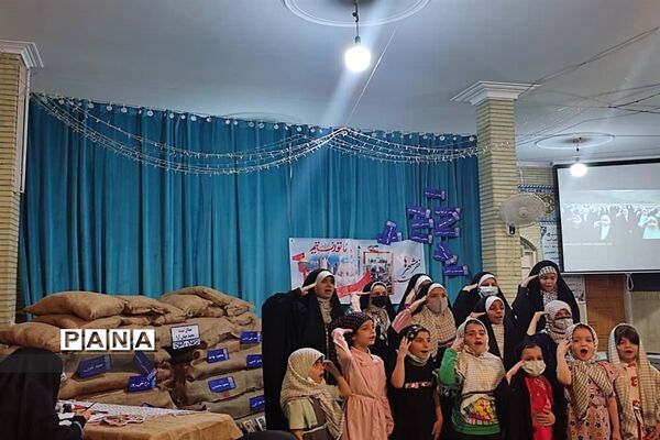 یادواره آزادسازی خرمشهر و اجرای سرود سلام فرمانده در مسجد المهدی