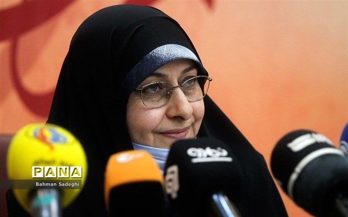 تاکید بر توانمندی‌های زنان ایرانی در دیدار با مقام بلندپایه آفریقای جنوبی