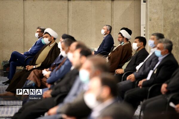 دیدار رئیس و نمایندگان مجلس شورای اسلامی با رهبر انقلاب