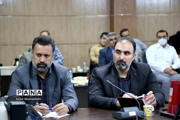 نشست تخصصی تبیین برنامه‌های حوزه اشتغال و خودکفایی کمیته امداد امام خمینی (ره) خوزستان
