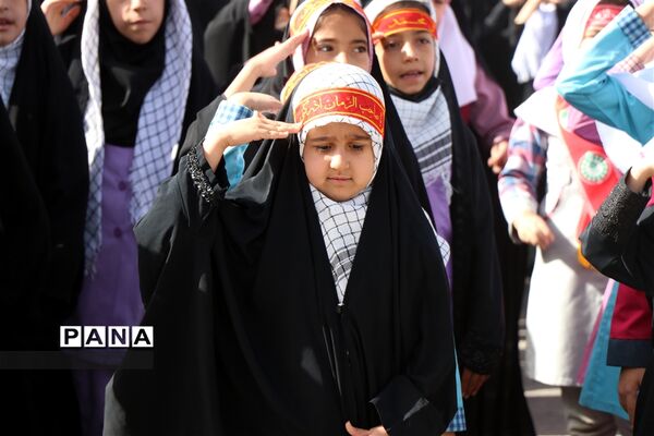 پویش سلام فرمانده با حضور دهه نودی‌های ابرکوه