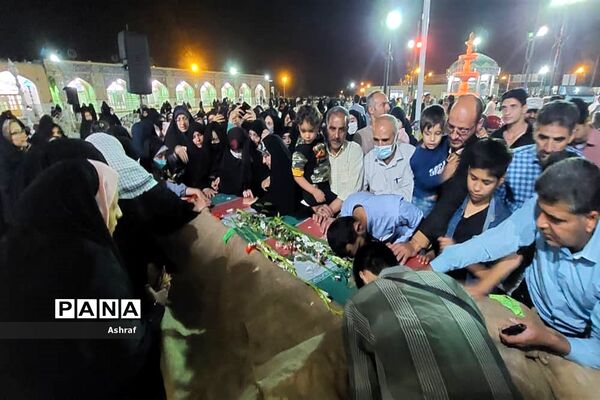 مراسم تشییع شهدای گمنام در استان مقدس امام‌زاده سلطان سید علی (ع ) نایین