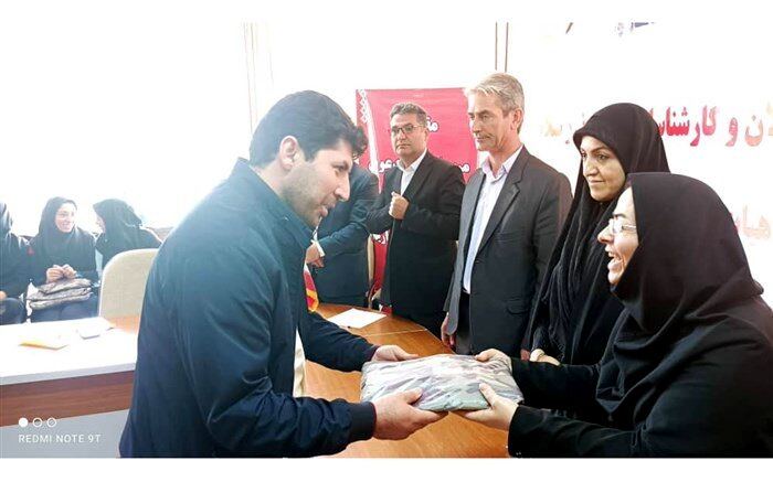 کارشناس سلامت و تندرستی آموزش و پرورش مراغه رتبه اول استان را کسب کرد