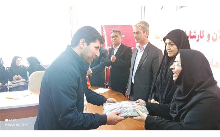 کارشناس سلامت و تندرستی آموزش و پرورش مراغه رتبه اول استان را کسب کرد