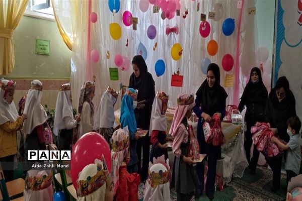 برگزاری جشن الفبا در مدرسه دخترانه توفیق رباط‌کریم