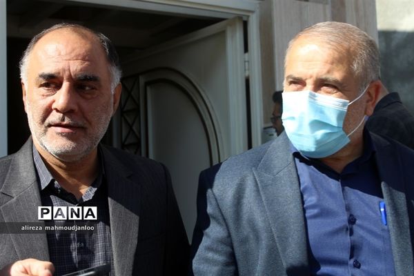 بازدید استاندار مازندران از روستای تیله‌نو گلوگاه