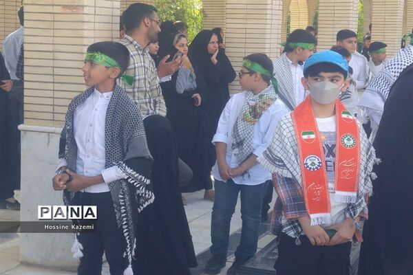 طنین نوای «سلام فرمانده» در گلزار شهدای داراب