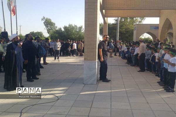طنین نوای «سلام فرمانده» در گلزار شهدای داراب