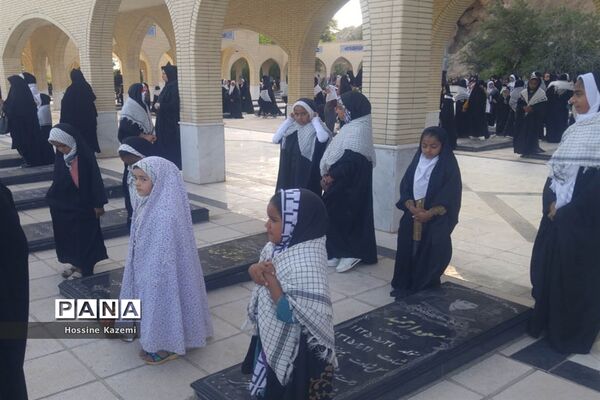 طنین نوای «سلام فرمانده» در گلزار شهدای داراب