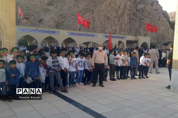 طنین نوای «سلام فرمانده» در گلزار شهدای داراب