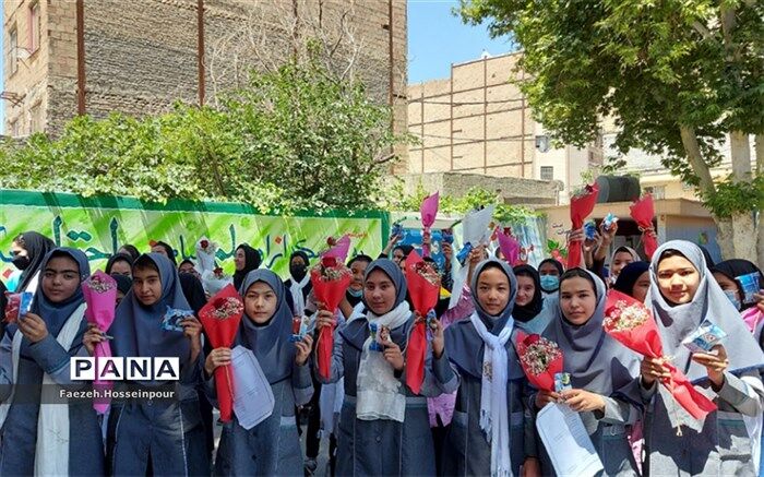 روز دختر، روز کسانی که چون شیر می‌جنگد/فیلم
