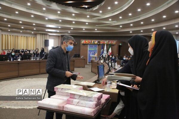 اولین گردهمایی دختران پانا در شیراز-2