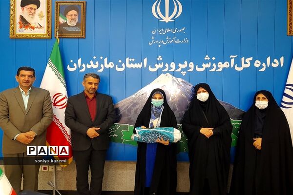 اولین اجلاس دختران ایران قوی