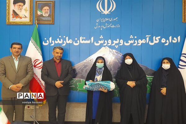 اولین اجلاس دختران ایران قوی