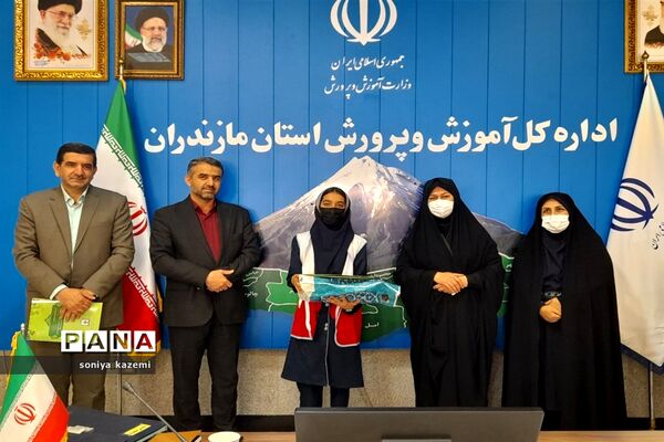 اولین اجلاس دختران ایران قوی