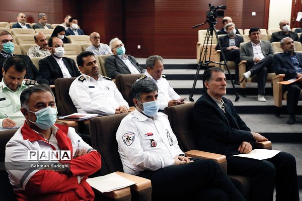 دیدار اعضای ستاد مرکزی سالگرد بزرگداشت حضرت امام خمینی (س) با حجت الاسلام  سید حسن خمینی