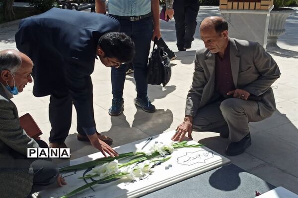 دیدار مدیرکل آموزش و پرورش استان اصفهان با دانشجویان دانشگاه فرهنگیان