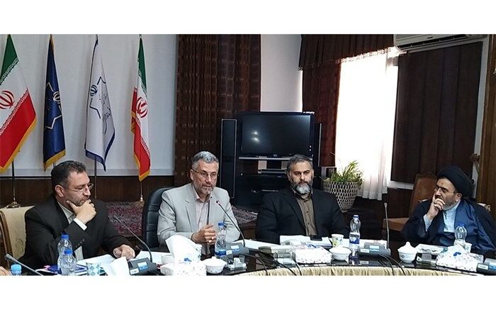 شورای آموزش و پرورش با بهره‌گیری از خرد جمعی، به ارتقای مدارس کمک شایانی می‌کند