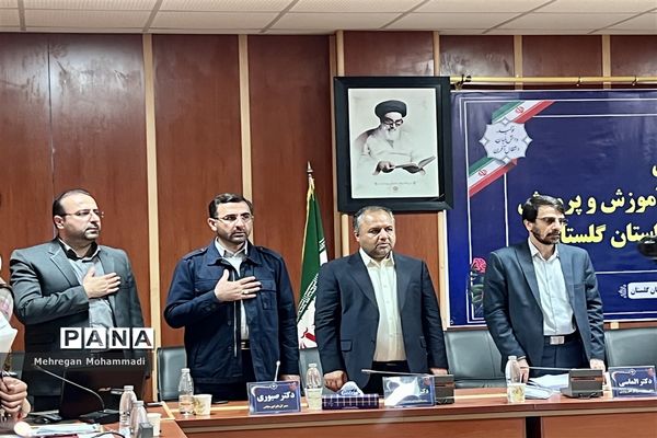 نشست صمیمی وزیر آموزش و پرورش با جمعی از دانش‌آموزان استان گلستان